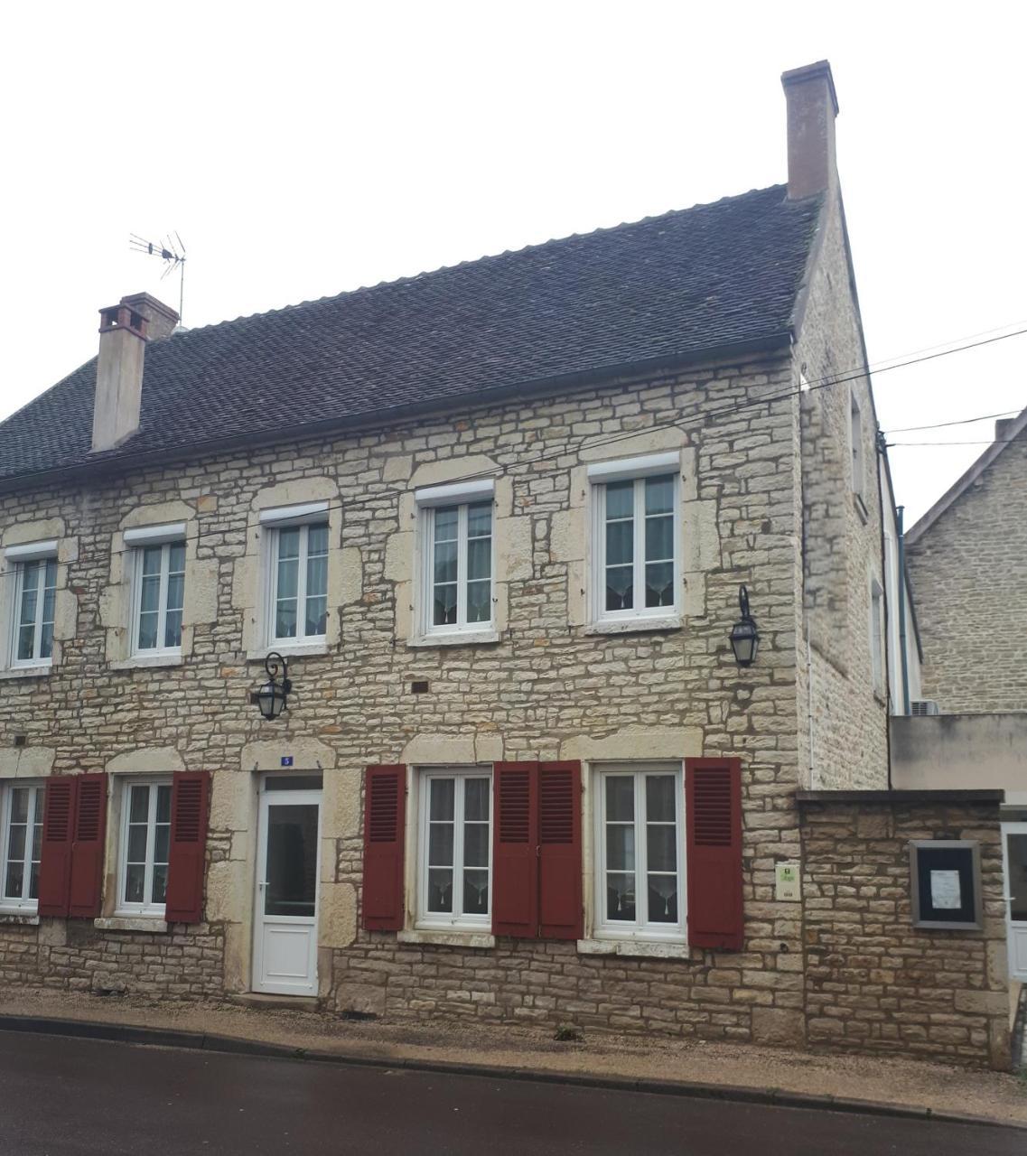 Chambres D'Hotes La Chaumiere Arcy-sur-Cure Luaran gambar